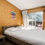 Chamonix, Terrasse, 4 Pers, Parking Prive - Fr-1-343-172 Apartament