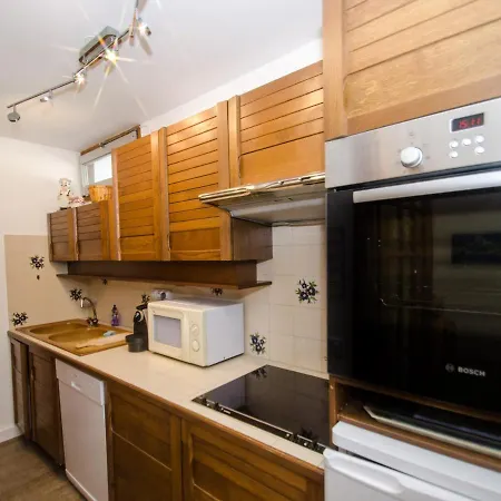 A Avec Terrasse, Parking, Local A Skis - Fr-1-343-172 *